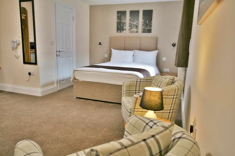 New County Hotel & Serviced Apartments By Roomsbooked Gloucester 3*,  Wielka Brytania