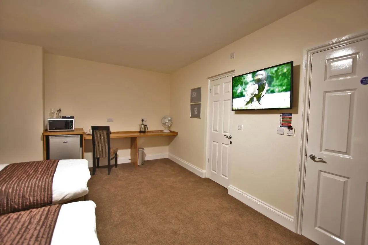 New County Hotel & Serviced Apartments By Roomsbooked Gloucester