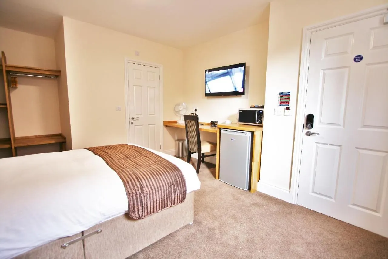 New County Hotel & Serviced Apartments By Roomsbooked Gloucester